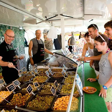 Camping Sunissim La Pergola By Locatour Campsite Sainte-Marie-la-Mer