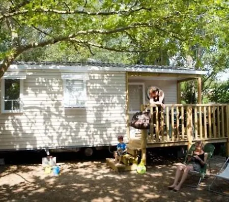 Campsite Camping Sunissim La Pergola By Locatour 3*