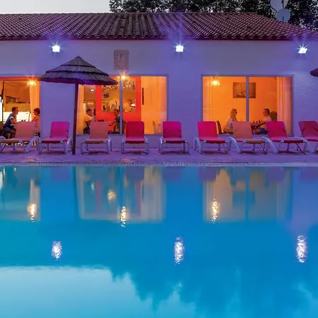 Campsite Camping Sunissim La Pergola By Locatour Sainte-Marie-la-Mer